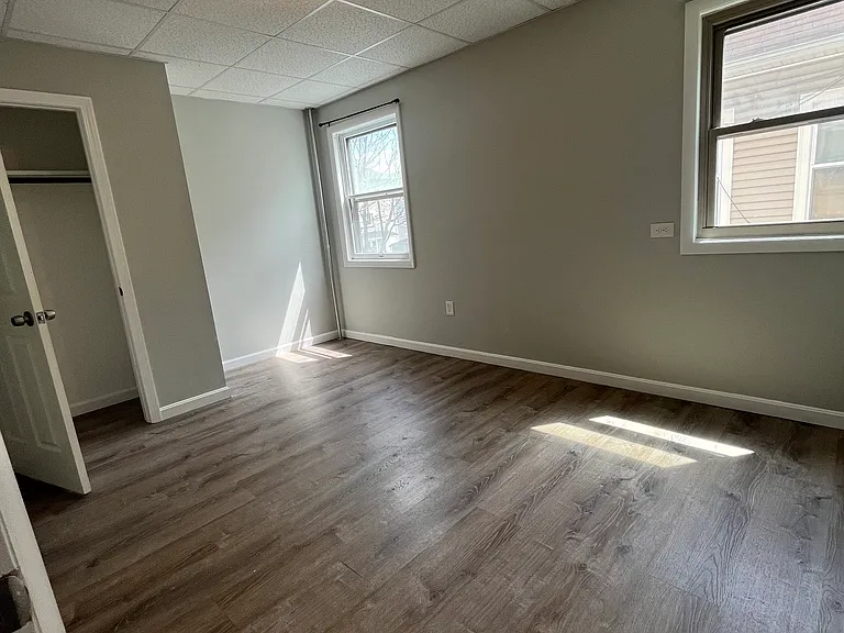 29 Houghton St #4 — Photo 13