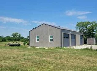 19055 White Oak Ln, Green Ridge, MO 65332