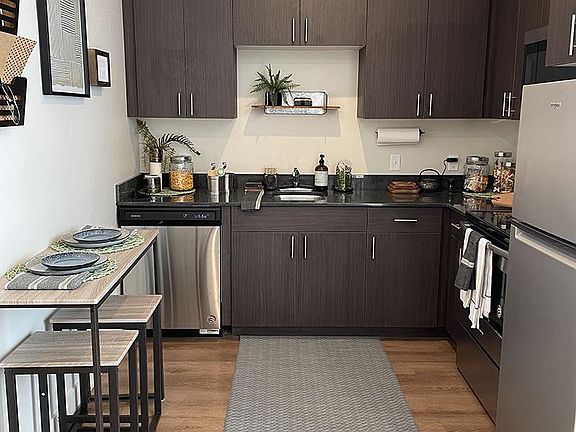 3rd image of 921 S 200 W #0B-1Ba-287Sqft
