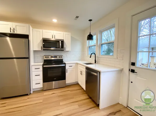 201 N Washington Ave #B, Greenville, SC 29611