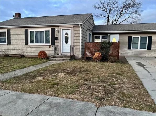 34 Euston Ave, Cranston, RI 02910