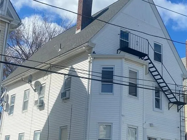 20-22 Violet St, Providence, RI 02908