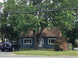 85 Hudson River Rd, Waterford, NY 12188