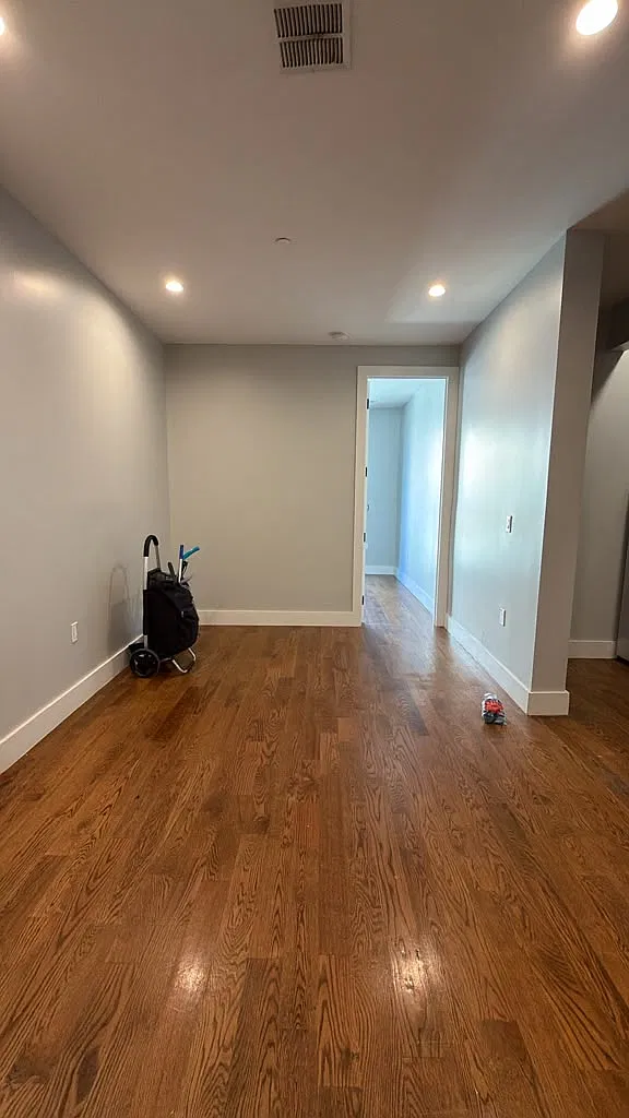 2 bed, $2,850 — Photo 2