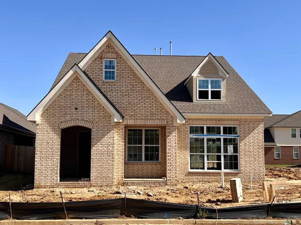 10250 Louanne Dr, Collierville, TN 38017