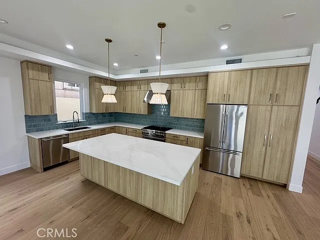 2205 Marshallfield Ln #B — Photo 15