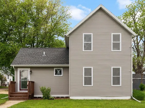 203 Weaver Street, Ridgeway, WI 53582