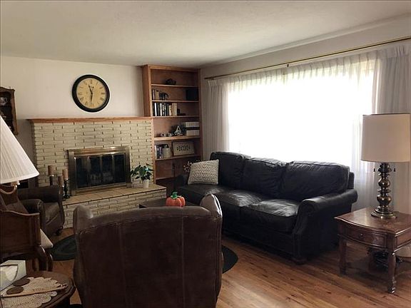 4th image of 1220 Corinne Ave