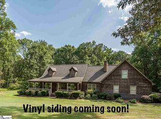 1374 Camp Creek Rd, Taylors, SC 29687