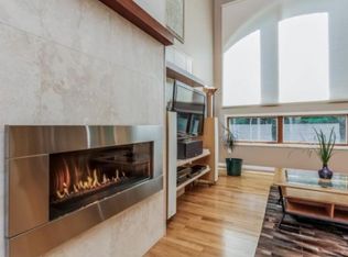 657 Center Rd, Lyndeborough, NH 03082