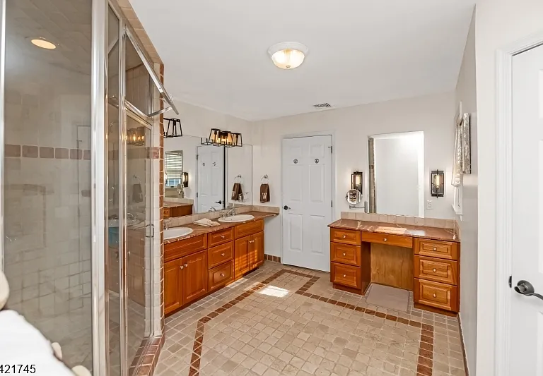 93 Bissell Rd #A — Photo 23