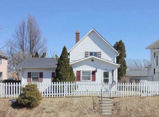 226 45th St, Moline, IL 61265