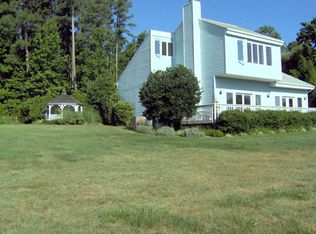 2885 Prism Ct, Lusby, MD 20657