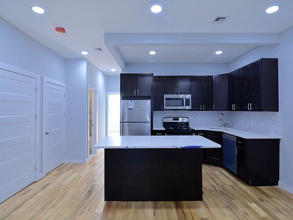 4th image of 544 Schenck Ave #2