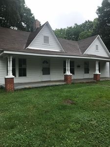 115 E Ohio Ave, Bessemer City, NC, 28016