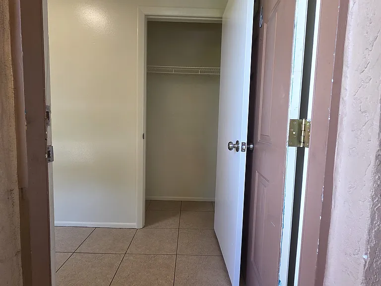 145 Pinellas Way N #6 — Photo 1