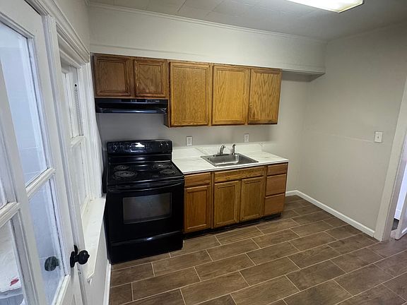 5th image of 29 E Mowry St
