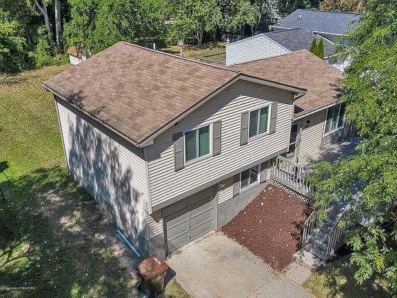 5th image of 6024 Grenville Ln
