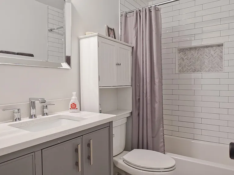 1315 N Lynnbrook Dr — Photo 9