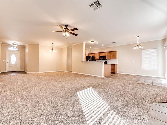 5th image of 11020 NW 107th Cir