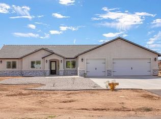 22235 Sioux Rd, Apple Valley, CA 92308