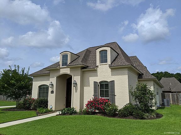 3rd image of 15800 Greystone Dr