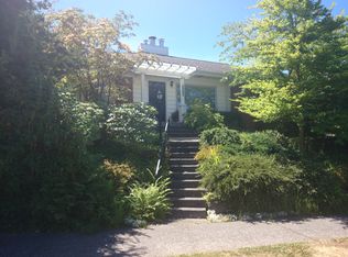 3417 W Viewmont Way W, Seattle, WA 98199