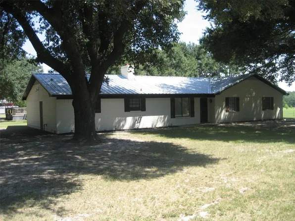627 Fm 2423, Grapeland, TX 75844