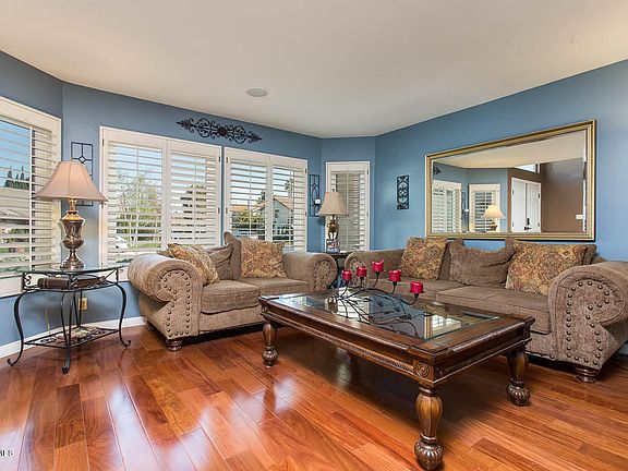 3rd image of 3321 Casino Dr