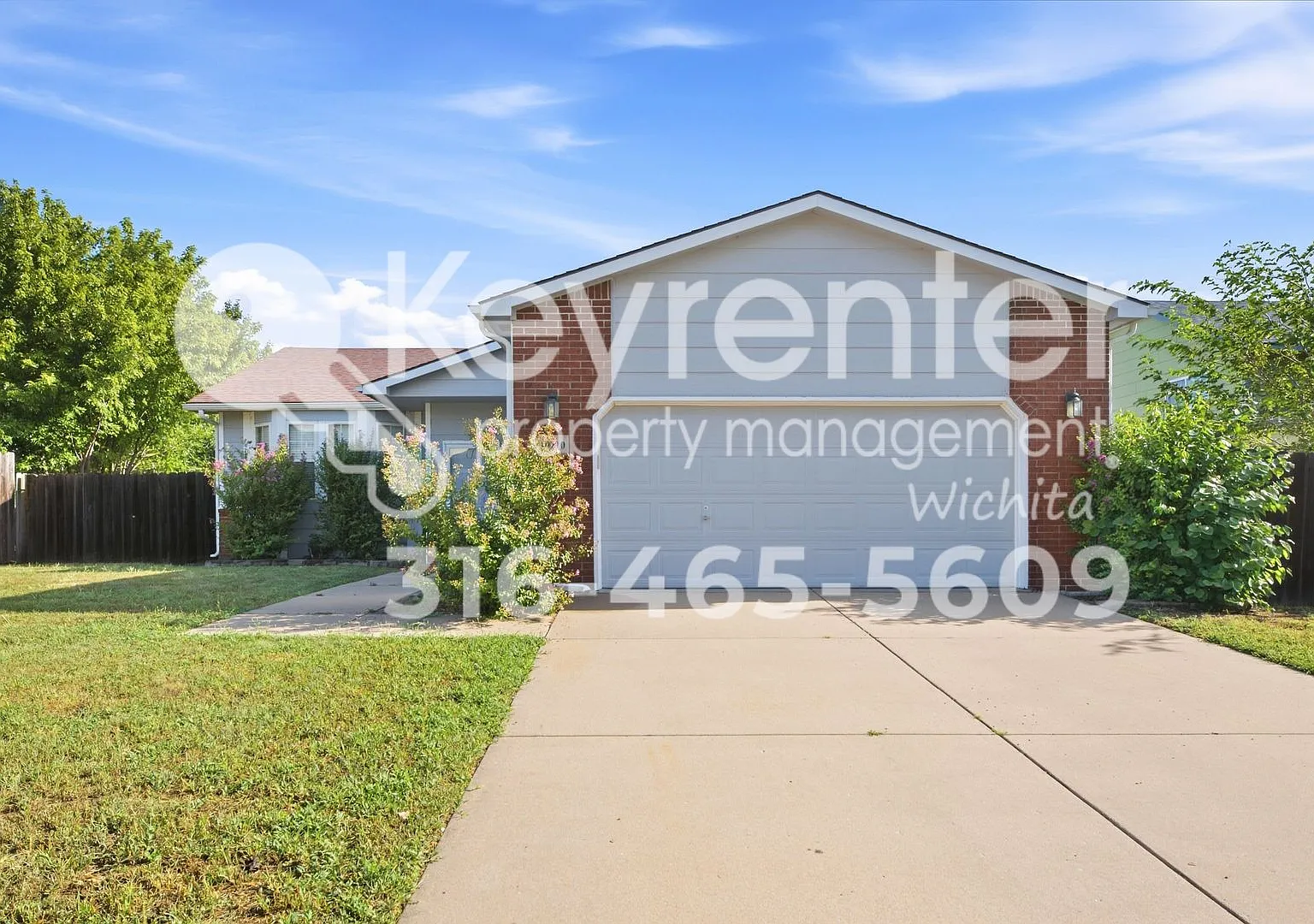 Beautiful 3-bedroom, 2-bathroom home with a practical layout designed for everyday living — Photo 1