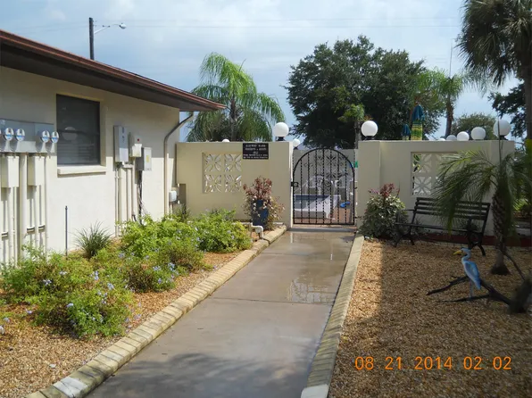 431 Airport Ave E, Venice, FL