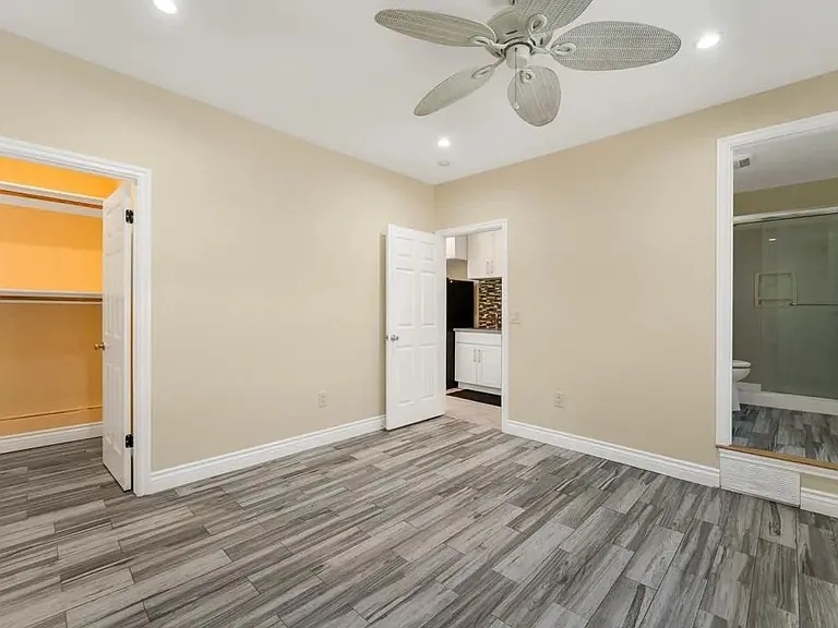 4883 Snow Dr — Photo 3