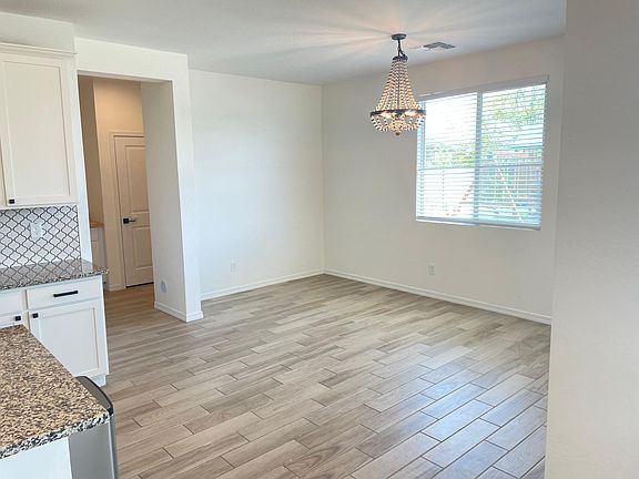 5th image of 36701 N Bristlecone Dr
