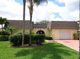 1918 Antigua Rd, Lake Clarke Shores, FL 33406