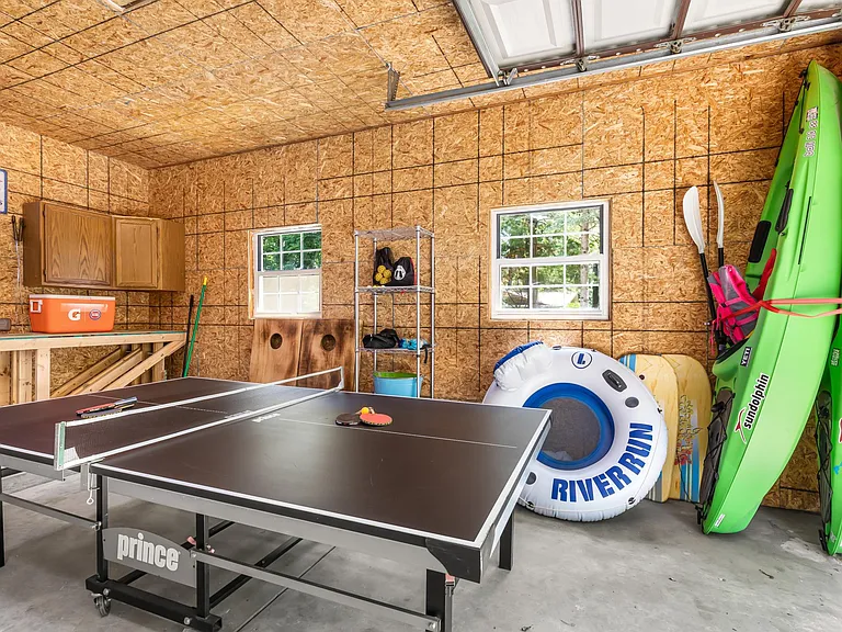 4575 Oakestia St — Photo 37