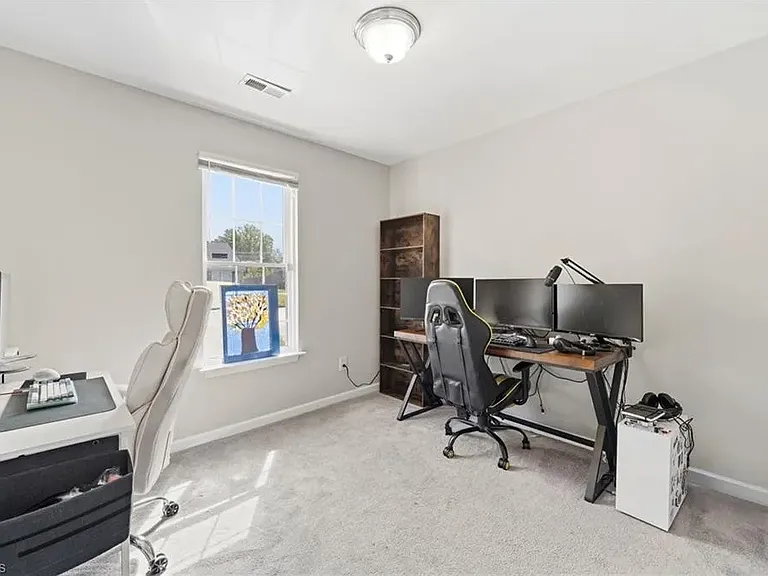 11 Franklinwood Dr — Photo 20