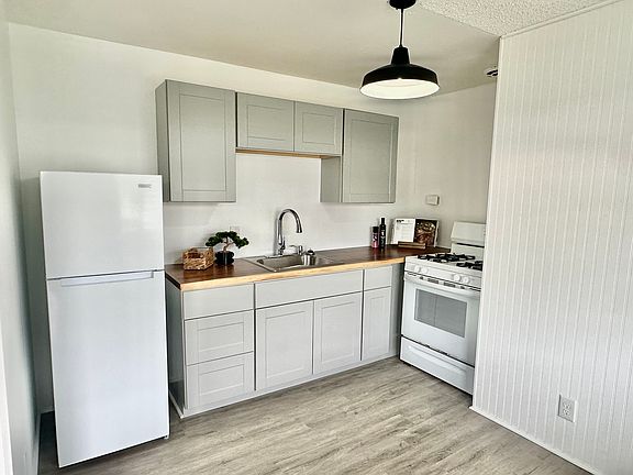 4th image of 485 Waianuenue Ave APT 224