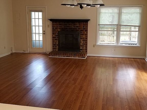 4th image of 1756 Alvena Ln
