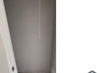 2109 119th St APT 11, Blue Island, IL 60406