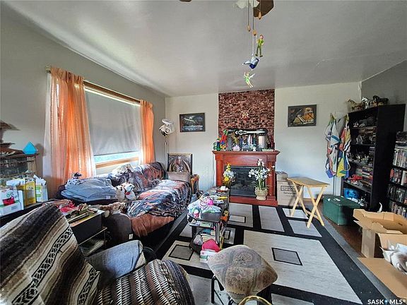 3rd image of 100 3rd St W