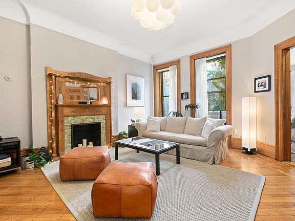 5th image of 46 W 69th St APT 8