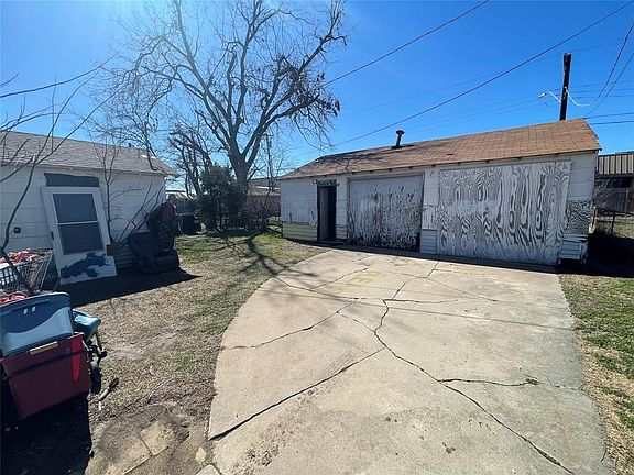 3rd image of 5717 S Francis Ave