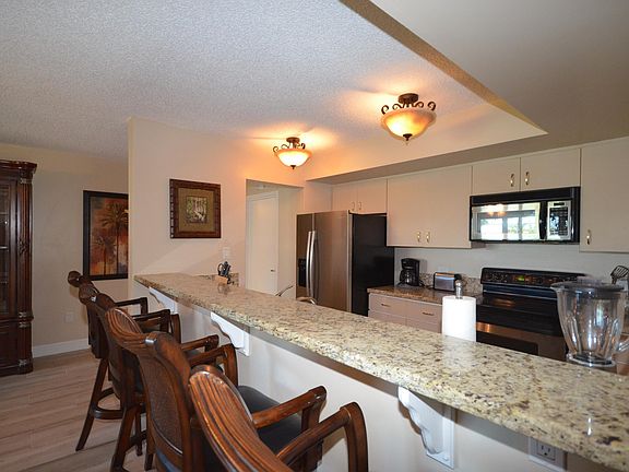 5th image of 8202 Marina Villa Dr Unit 8202