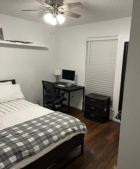 Guest bedroom