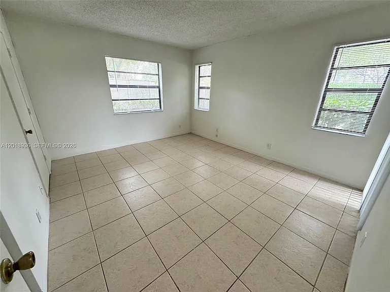 3500 NW 116th Ter #3500 — Photo 4