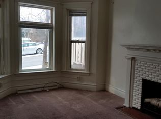 212 N 15th Ave E #1, Duluth, MN 55812