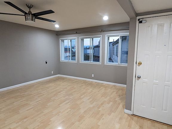 4th image of 1031 Clyde Ave APT 1804