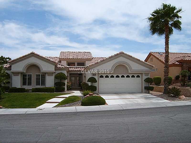 1st image of 2516 Sandilands Dr