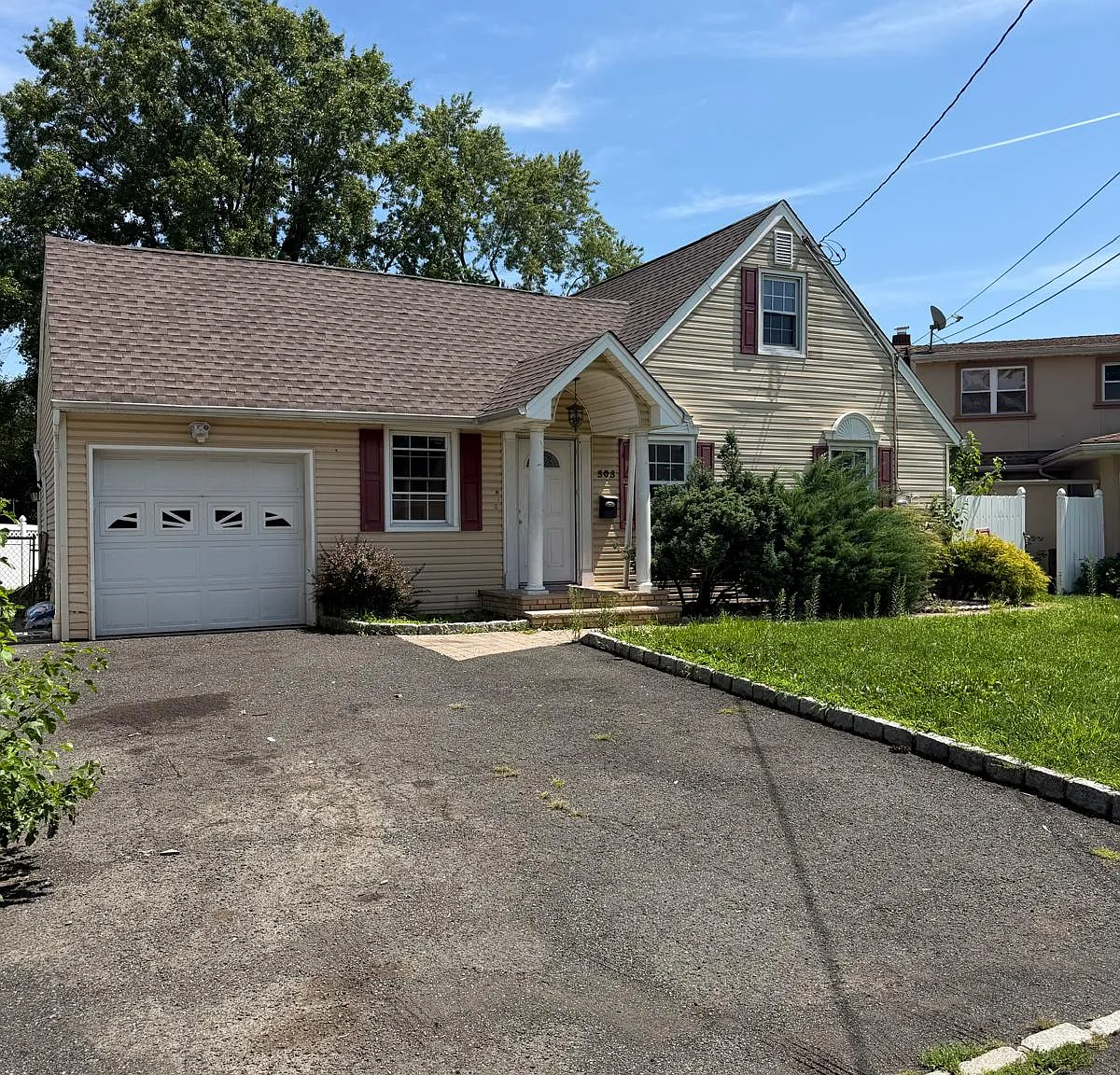 3 bed, $3,900 — Photo 1