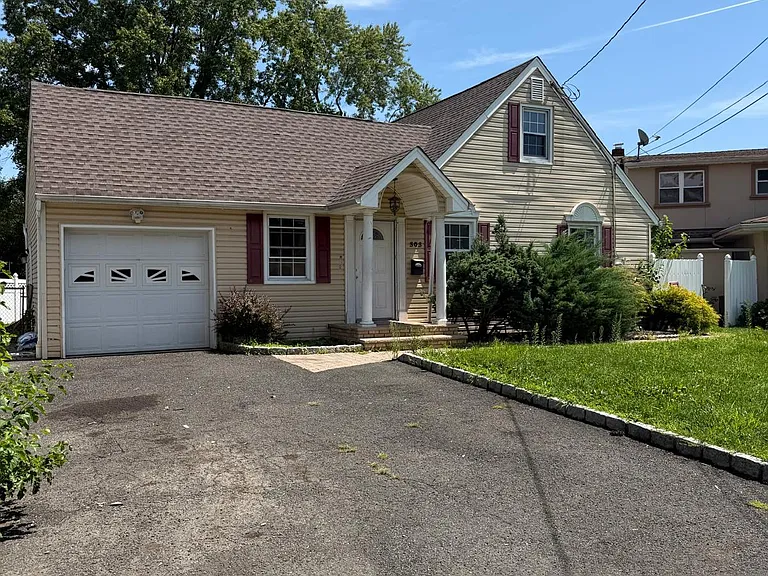 303 West Ln #1 — Photo 1